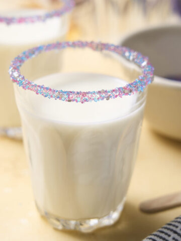 How to rim a glass with sprinkles - sparkling sugar sprinkle rimmed glass with milk