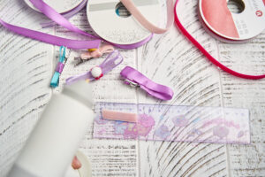 make diy bow hair clip - step 8 - cut ribbon to wrap bow